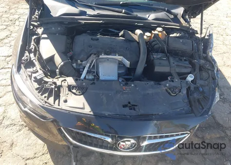 2018 Buick Regal Sportback Essence z USA, uszkodzony, nr VIN W04GP6SX5J1116226